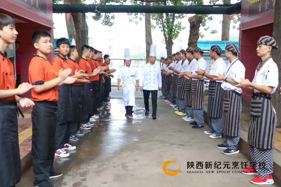 校企,合作,百强,星级酒店,合力,助阵,只为,学子,一个,闪