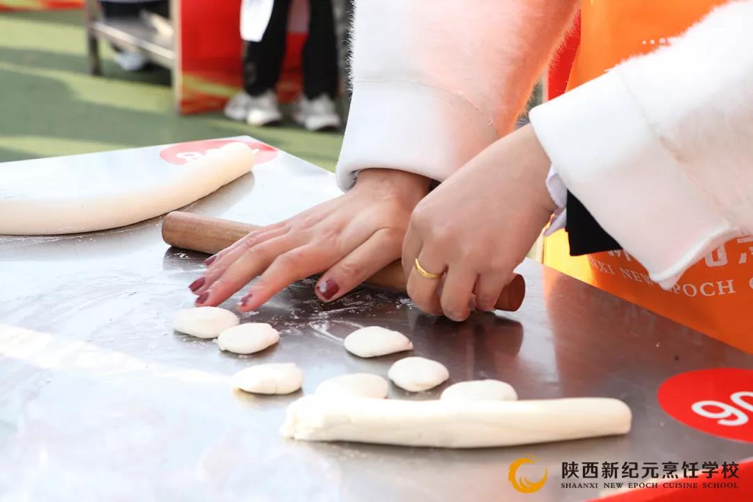 冬至,情深,师生,联谊,陕西,新纪元,烹饪学校,饺子,宴包,