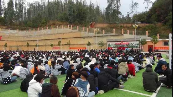 什么样,注定,优秀,一辈子,近日,云南省,丘北县,一起,学生