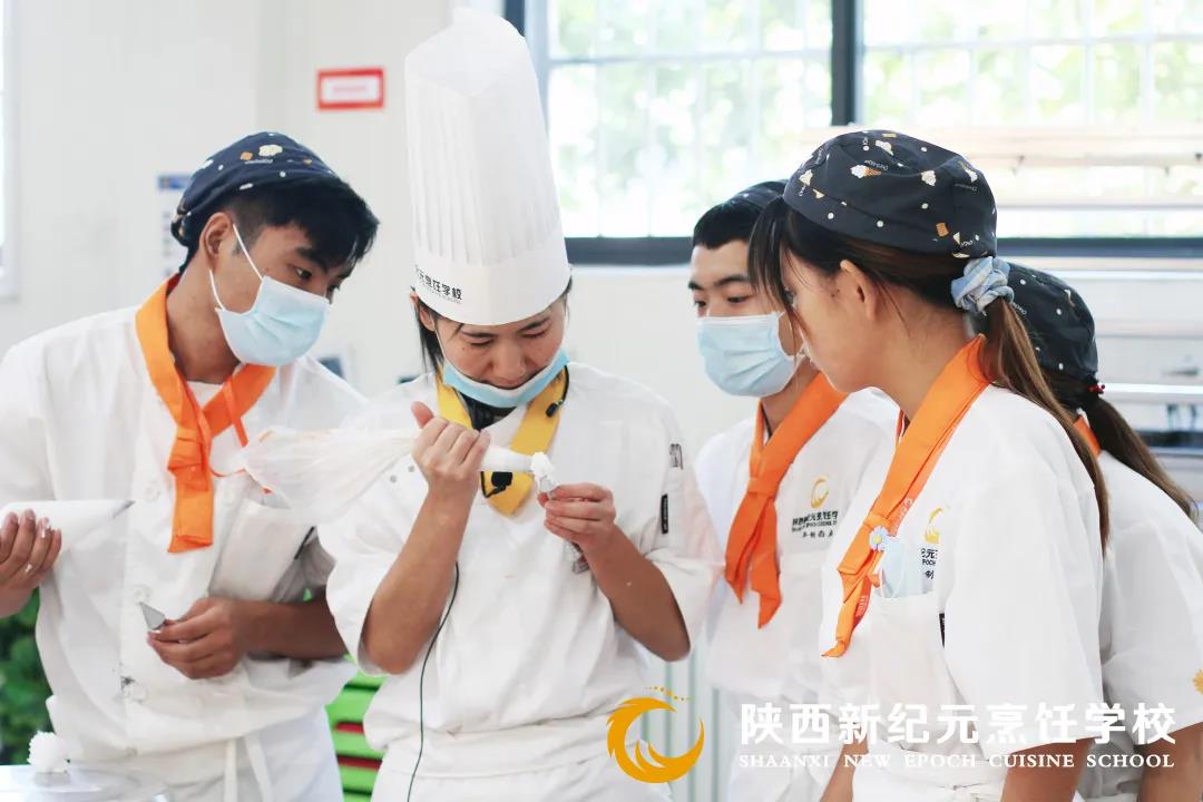 热搜,讨论,专业,学校,哪个,重要,党的,八大,以来,党和国